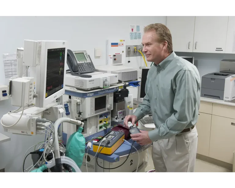 Fluke Biomedical ProSim 8P Vital Signs Patient Simulator
