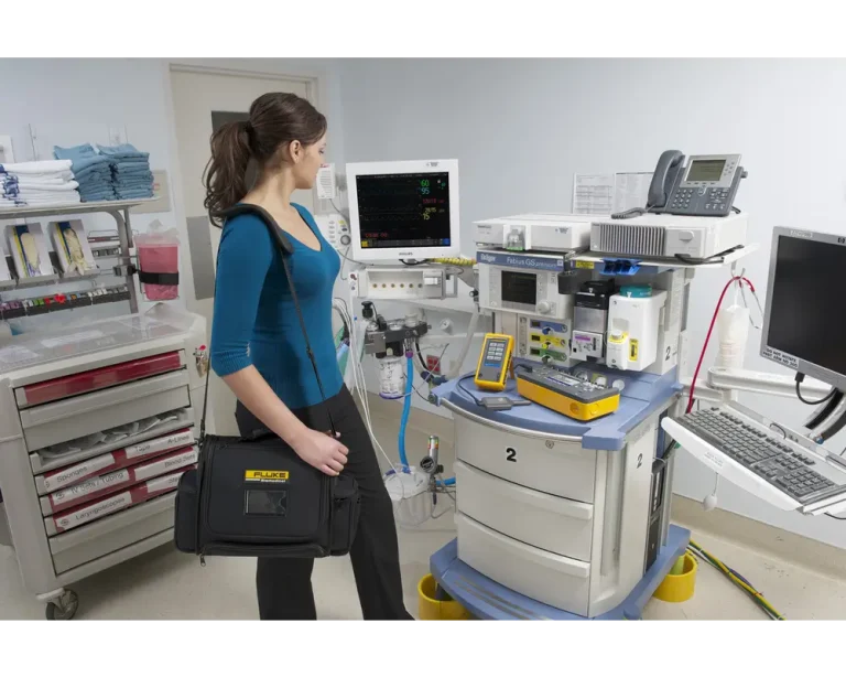 Fluke Biomedical ProSim 8P Vital Signs Patient Simulator